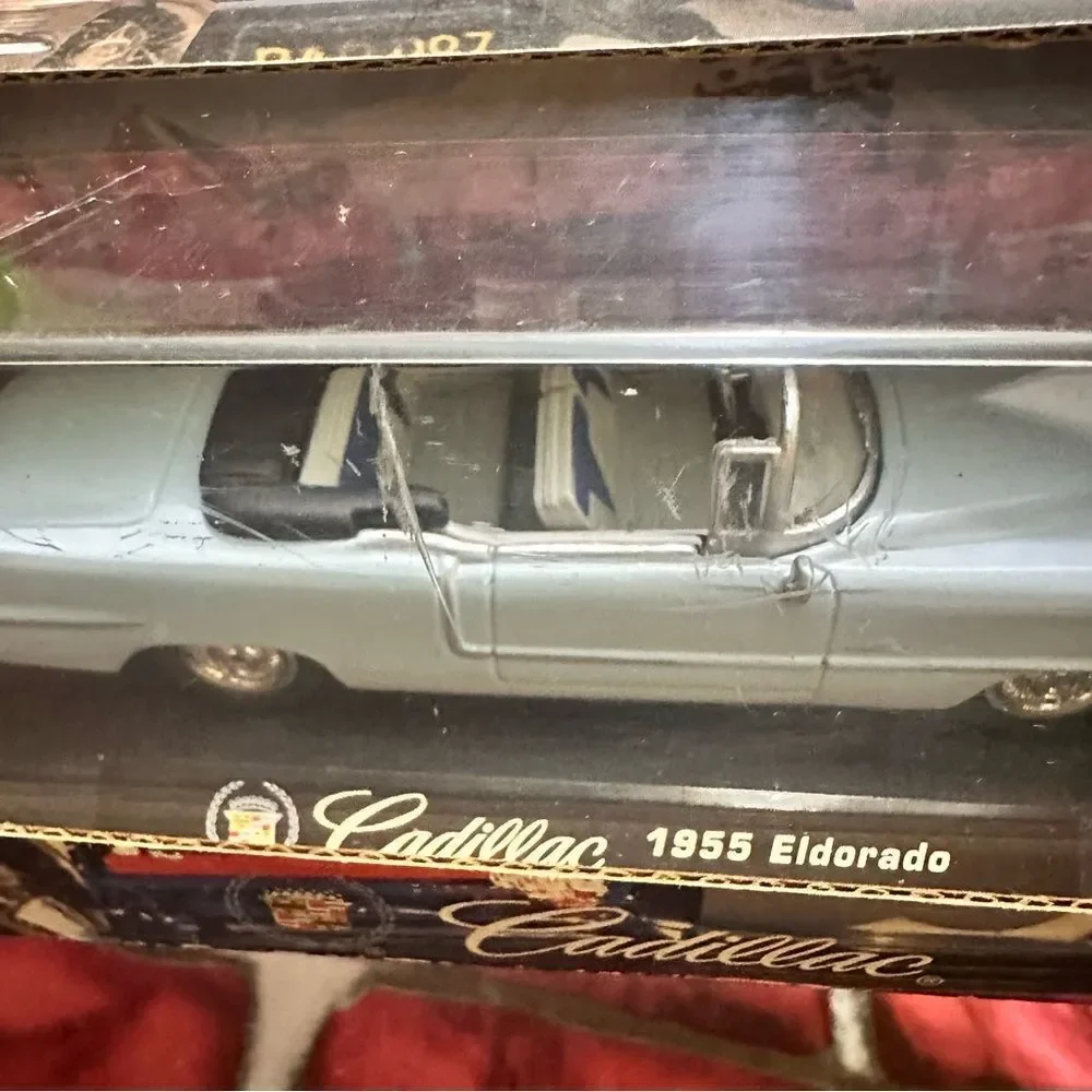 New Ray 1955 Cadillac Eldorado 1:43 Die Cast car